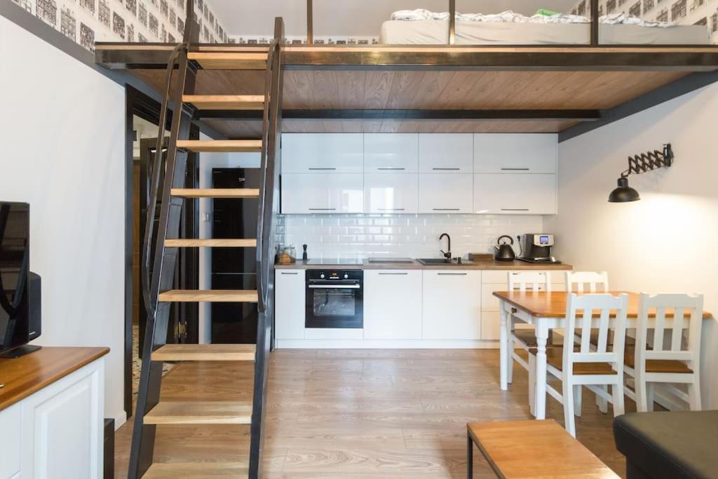 Apartment Starowislna With Mezzanine 36, Old Town Krakau