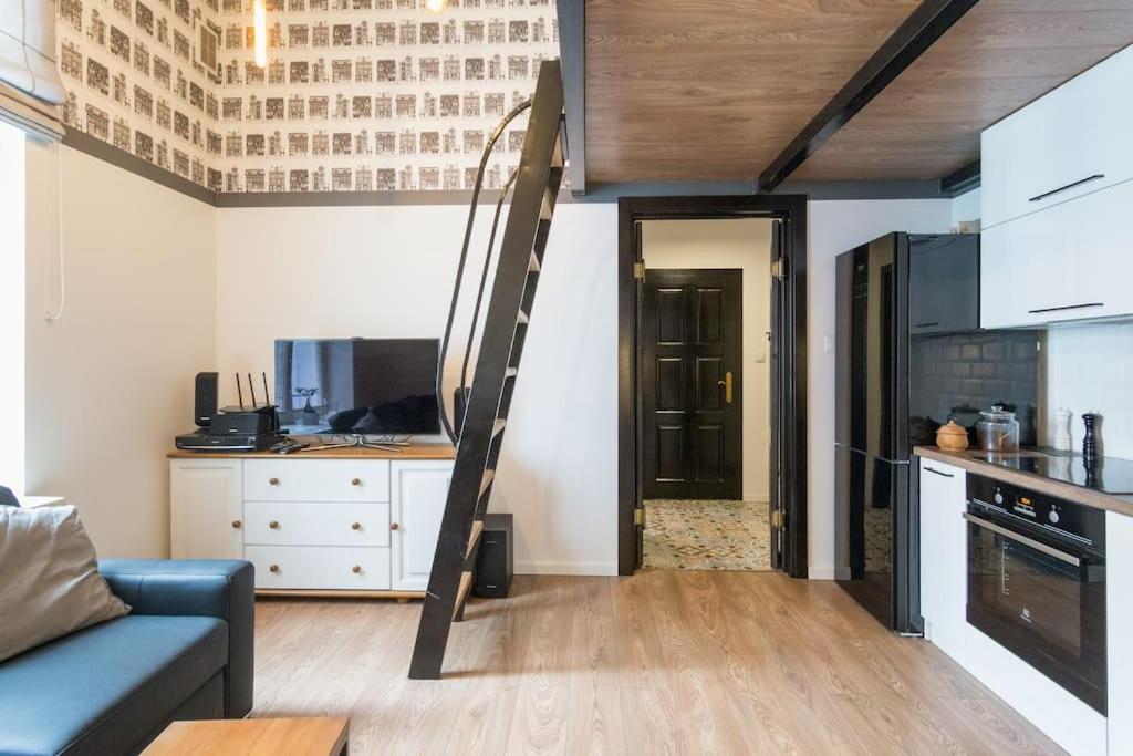 Starowislna With Mezzanine 36, Old Town Apartment *