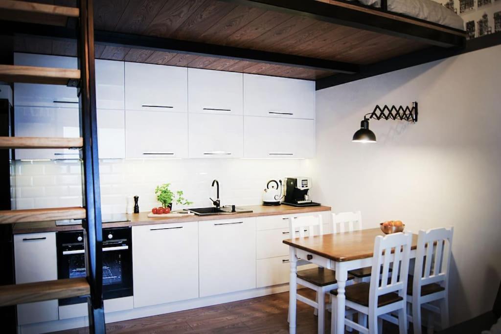 Starowislna With Mezzanine 36, Old Town Apartment